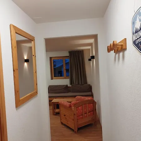 Pleasant Near Slope * 넨다즈